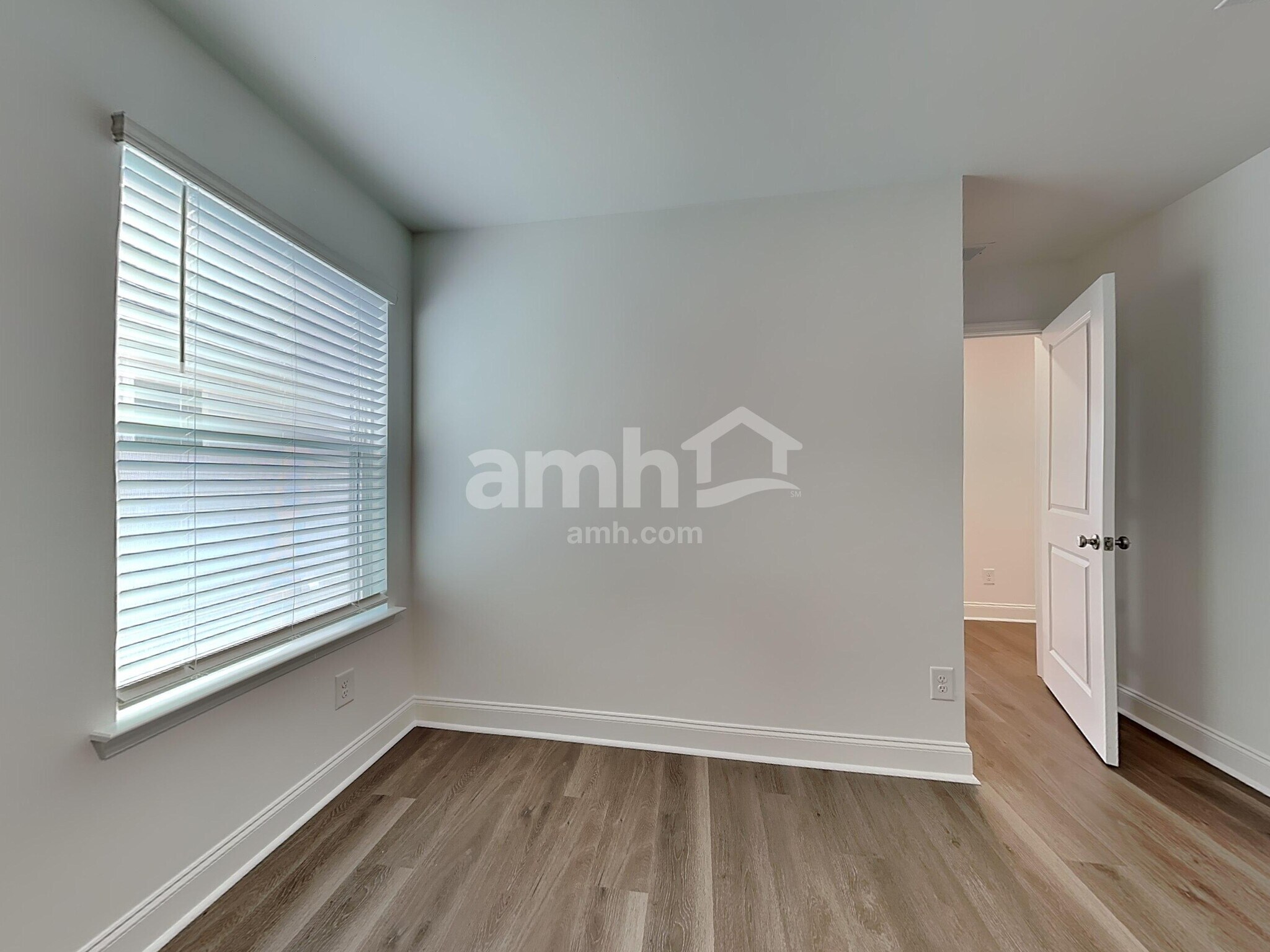 Building Photo - 416 Armstrong Curve