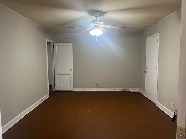Building Photo - 105 Diggs Blvd