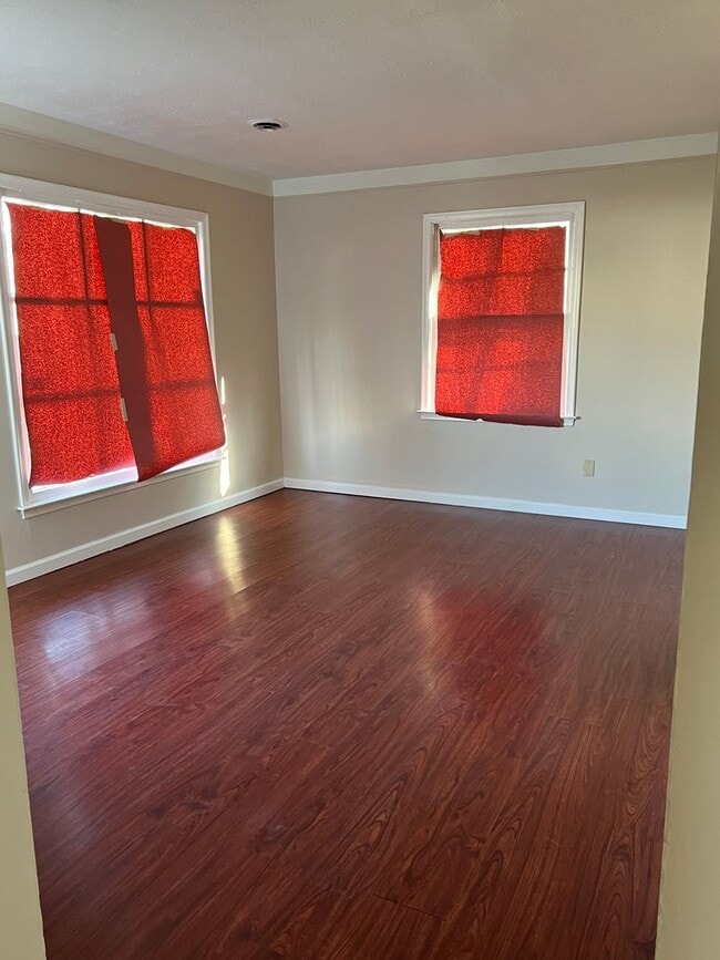 Building Photo - 8452 Paige Ave