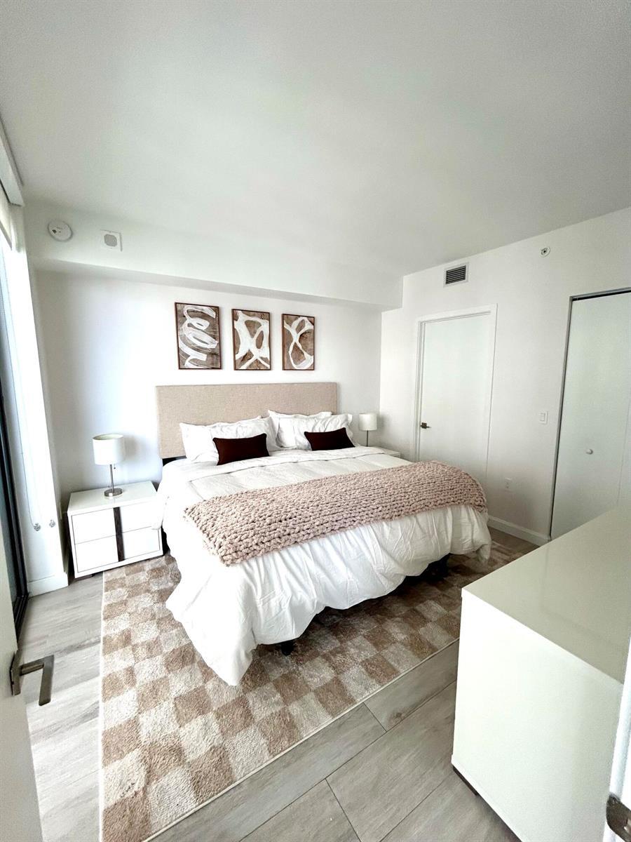 Building Photo - 55 SW 9th St