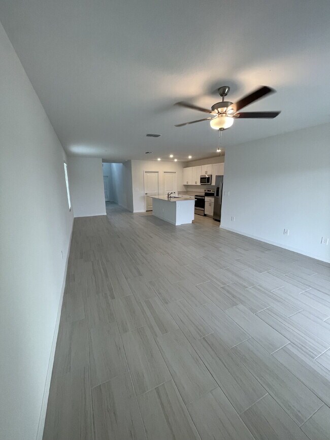 Building Photo - 11592 Radiant Shr Lp