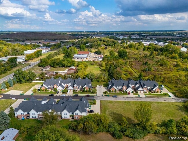 Building Photo - 17157 Higdon Dr