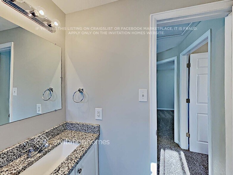 Building Photo - 12344 Glencoe St