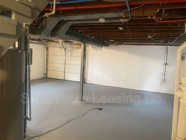 Building Photo - 7411 Jenwood Ave