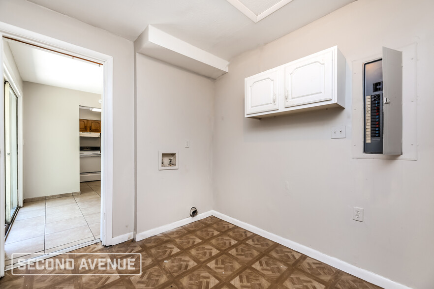 Building Photo - 6801 Blanco Ct
