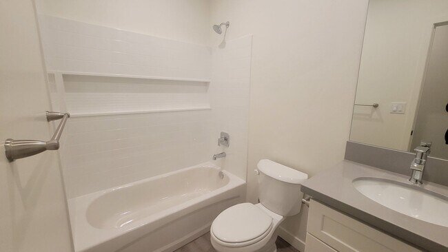 Building Photo - 6909 Elizabeth Ct