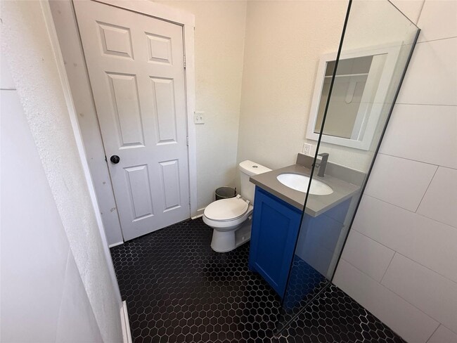 Building Photo - 1 Canal Ct