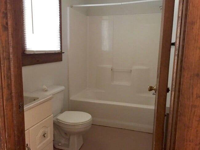 Building Photo - 3066 Philpott Rd