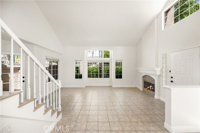 Building Photo - 54 Tamarac Pl