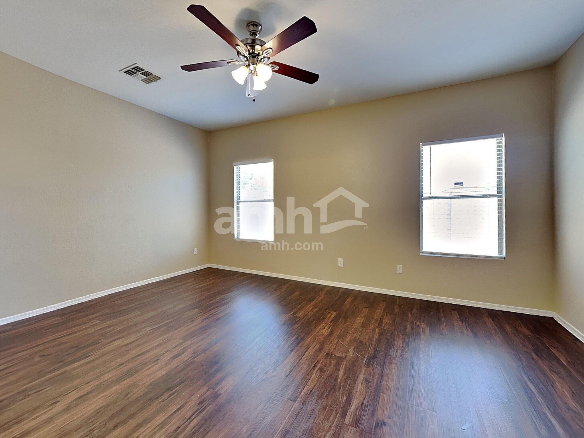Building Photo - 2548 W Spencer Run