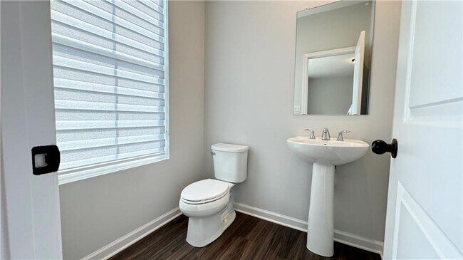 Building Photo - 1475 Creekside Cir NW