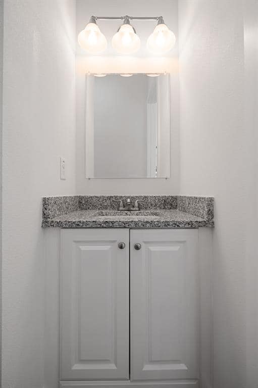 Building Photo - 267 Lourdes Ct