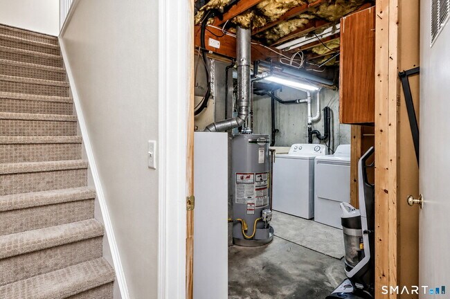 Building Photo - 106 Ferry Ct