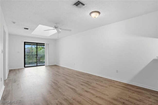 Building Photo - 5361 Treetops Dr