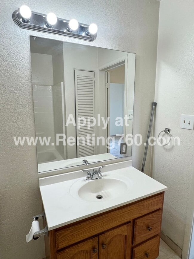 Building Photo - 57212 Chipmunk Trail