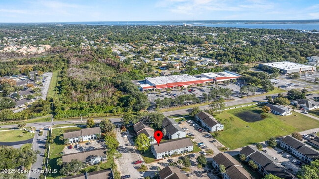 Building Photo - 1725 Harrison St