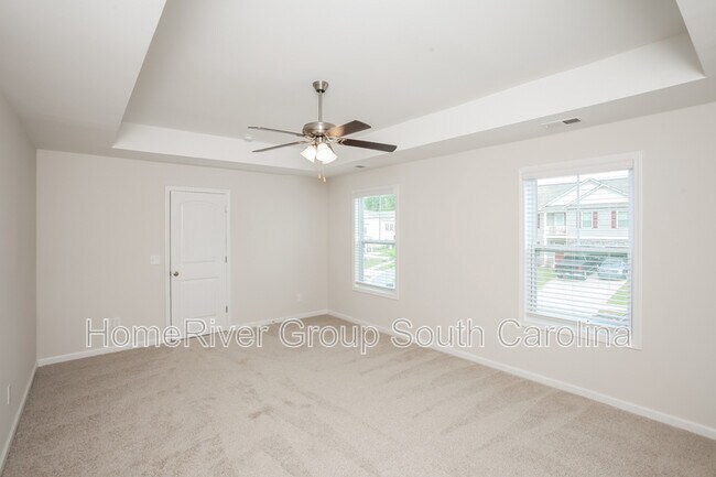 Building Photo - 351 Niblick Dr