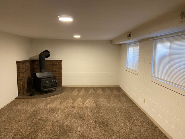 Building Photo - 6374 Rygate Dr