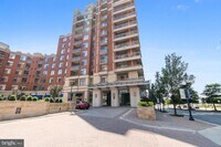 Building Photo - 3600 S Glebe Rd