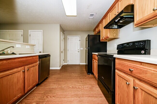 Building Photo - 1855 Neighborhood Walk