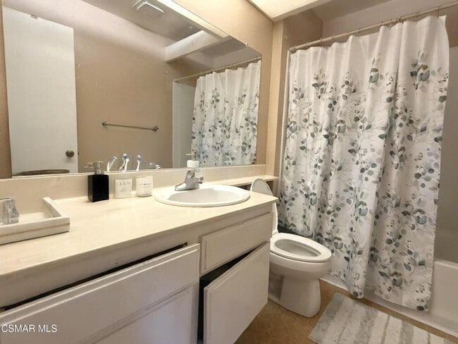 Building Photo - 28344 Simsalido Ave