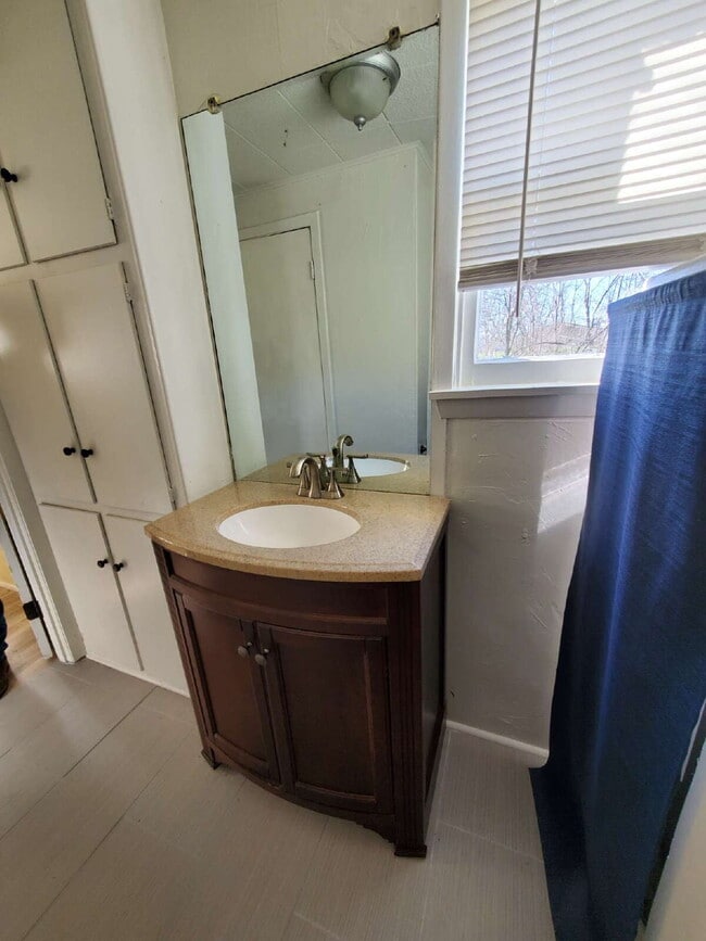 Building Photo - 310 S Crook