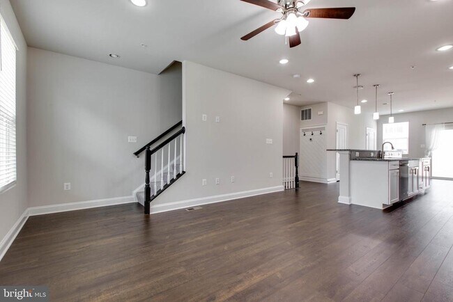 Building Photo - 7110 Druce Way