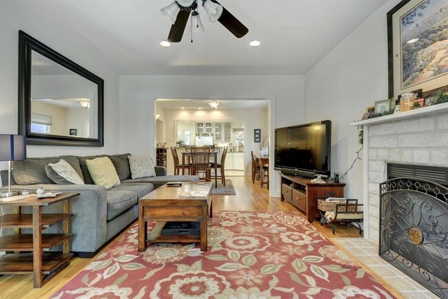 Building Photo - 4108 Sinclair Ave