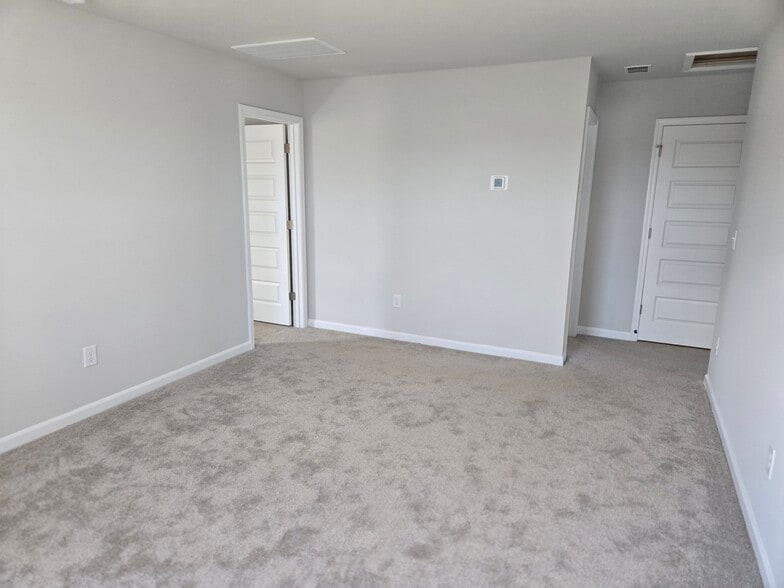 Building Photo - 146 Indigo Pl