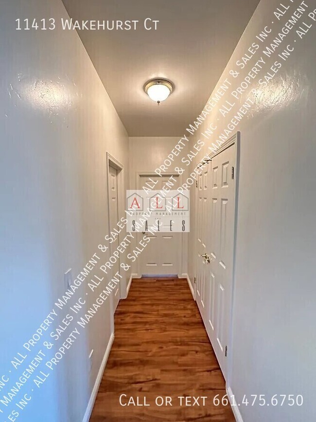 Building Photo - 11413 Wakehurst Ct