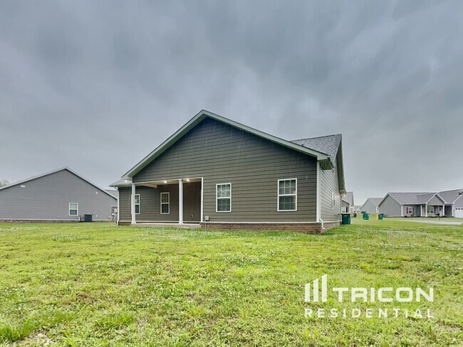 Building Photo - 829 Ellyson Dr