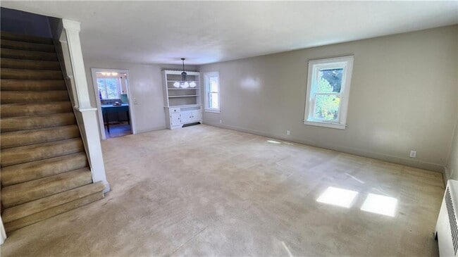Building Photo - 1128 Ridge Rd