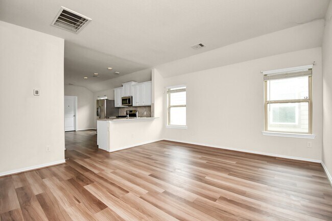 Building Photo - 25634 Royal Catchfly Rd