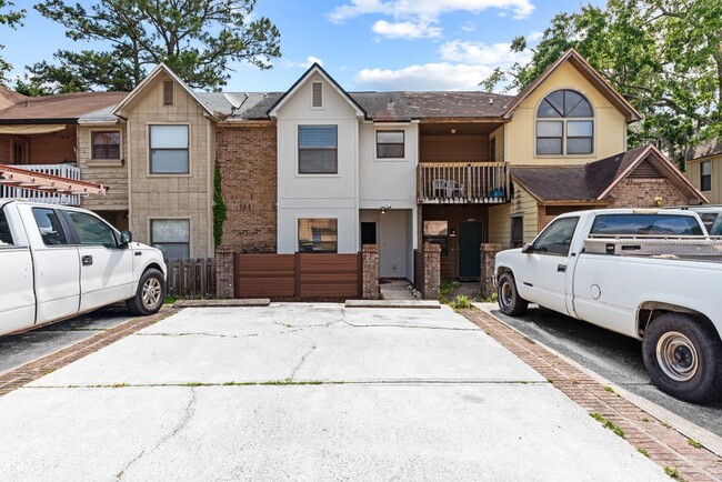 Building Photo - 4259 Polo Ct