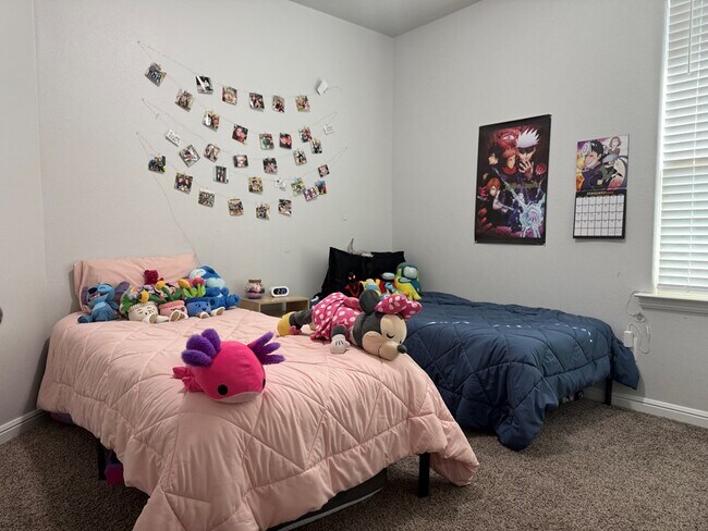 Building Photo - 7106 Saguaro Rd