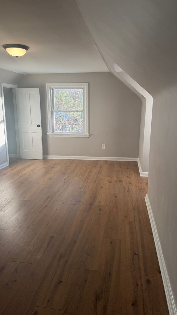 Building Photo - 3 bd 1.5 bath downtown Willoughby