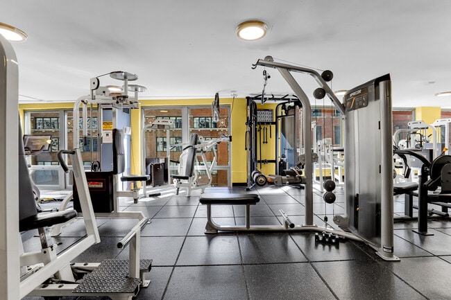 Building Photo - 440 N Wabash Ave