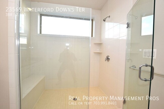 Building Photo - 23569 Waterford Downs Terrace