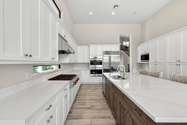 Building Photo - 2600 NW 69th St