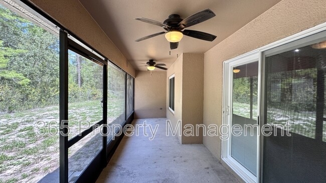 Building Photo - 10 Bellis Ct