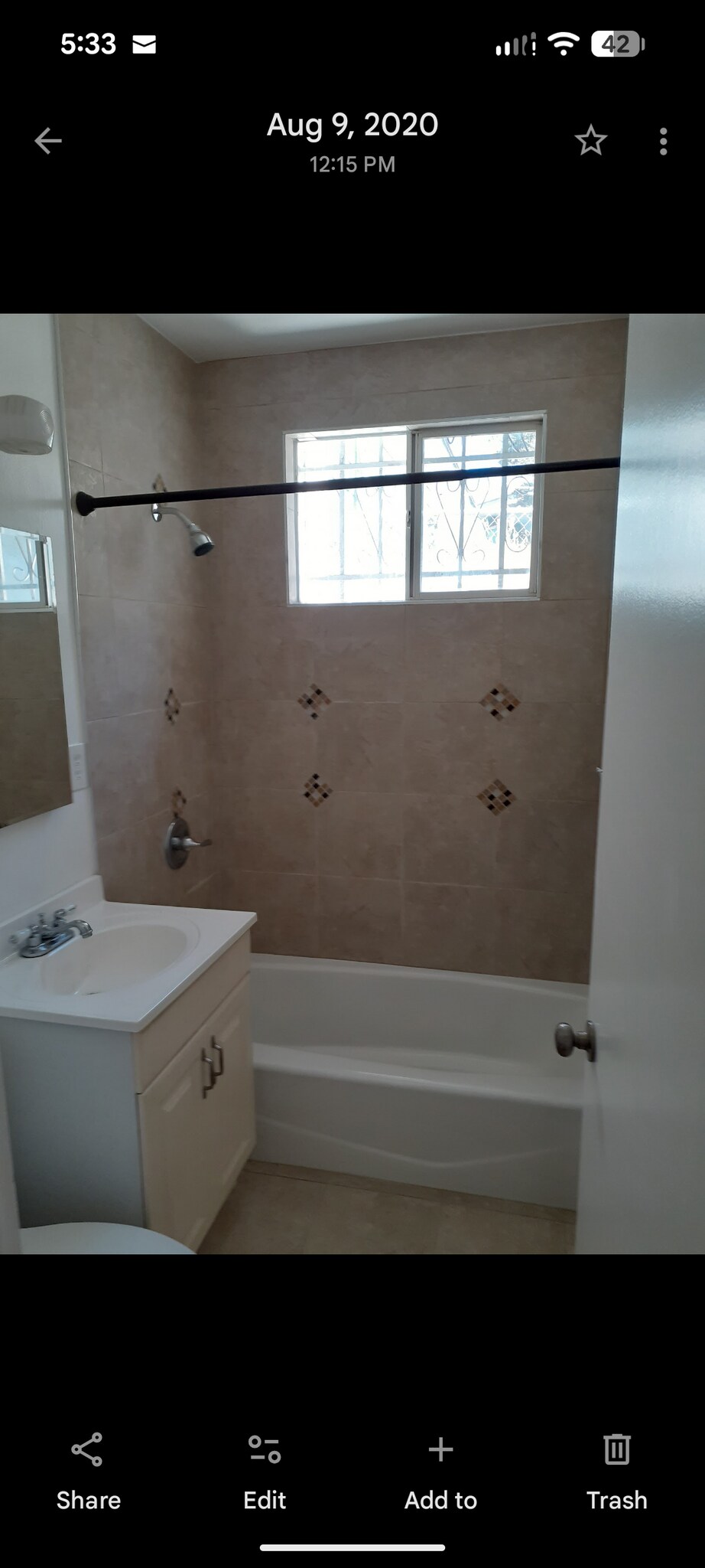 Building Photo - 1419 E California Ave