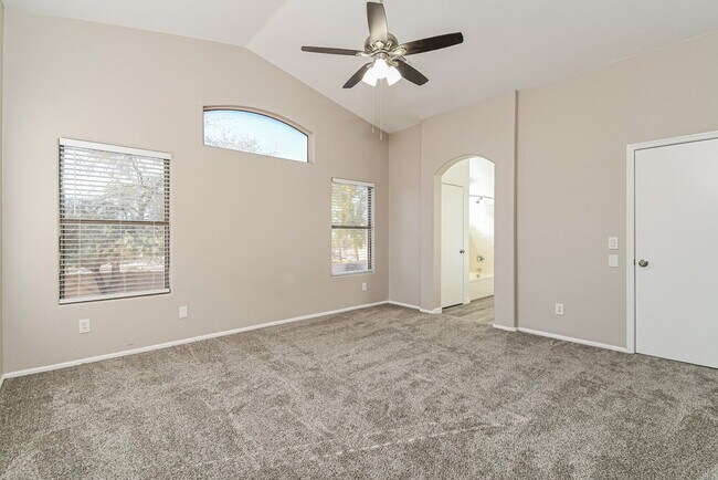 Building Photo - 3538 S Calderon Cir