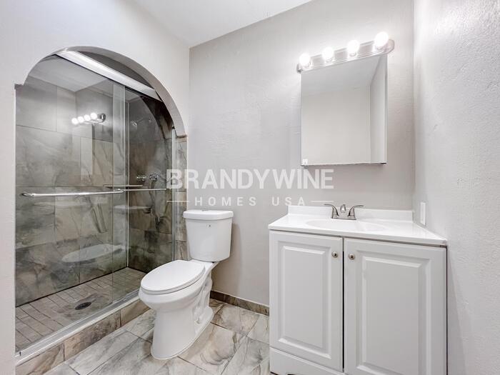 Building Photo - 4426 Mint Dr