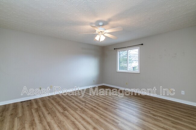 Building Photo - 2705 Sood Rd