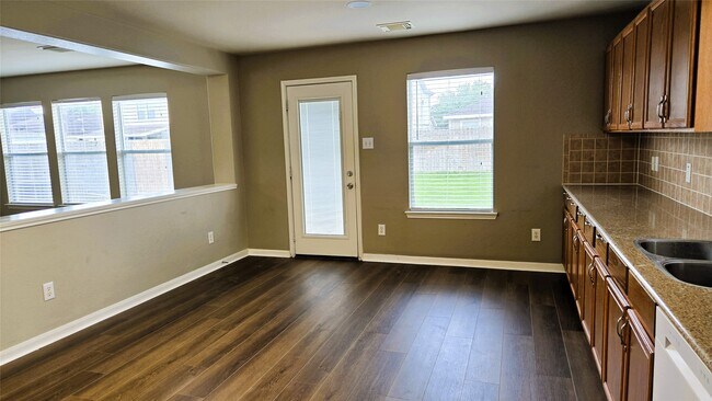 Building Photo - 29303 Legends Hill Dr