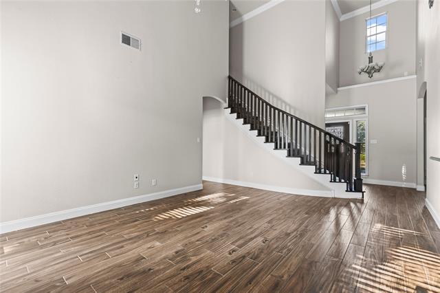 Building Photo - 5517 Greenview Ct