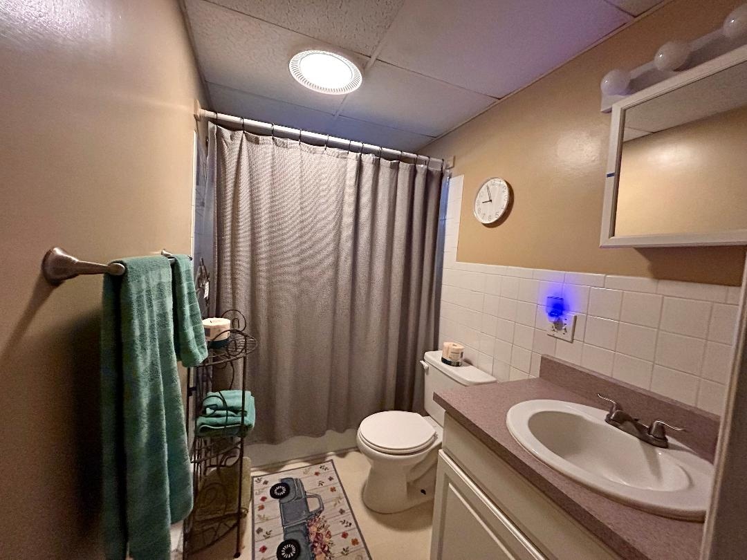 Bathroom - 100 Isaac Rd