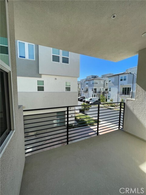 Building Photo - 1230 W Bushell St