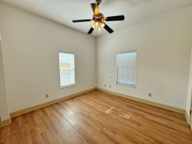 Building Photo - Historic Downtown | 4BR/4BA | Near Flagler...