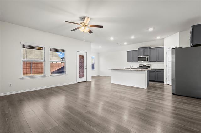 Building Photo - 812 Indigo Rd